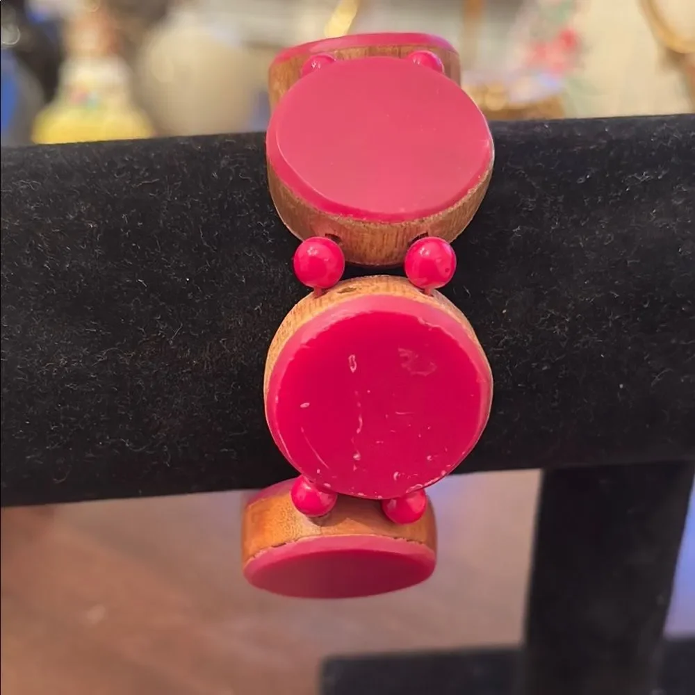 Chic Wooden and Pink Beaded Bracelet